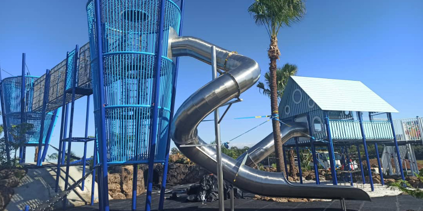 outdoor playground equipment